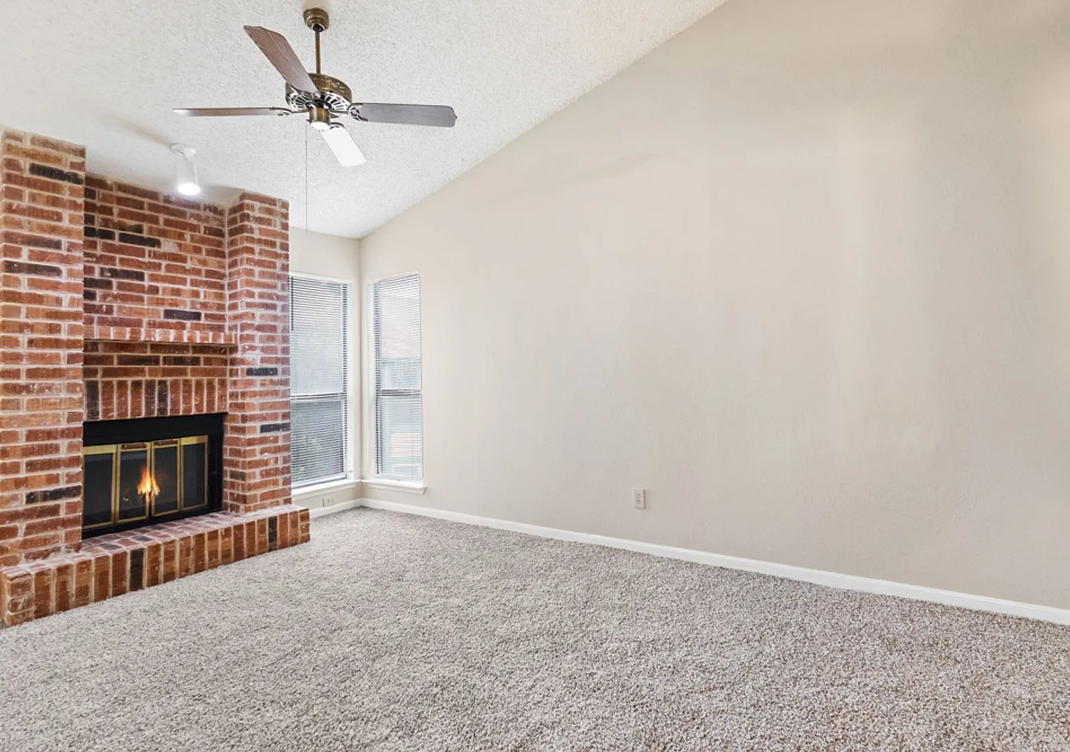 1 Bedroom 1 bath Covington Oaks — Photo 4