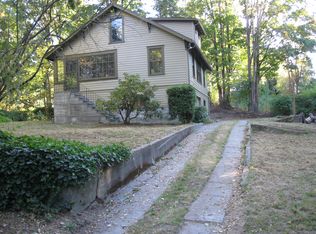 2401 SW Myrtle St, Seattle, WA 98106