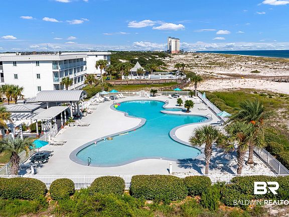2nd image of 400 Plantation Rd #3108