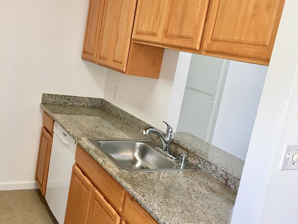 1st image of 1105 Capuchino Ave #A-5
