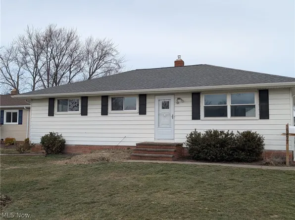 35477 Hobbie Dr, Eastlake, OH 44095