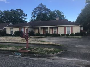 3333 Royal Carriage Dr, Montgomery, AL 36116