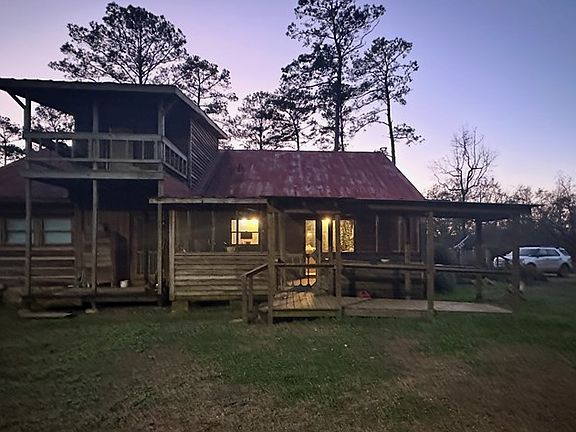 3rd image of 3086 Dukes Creek Rd