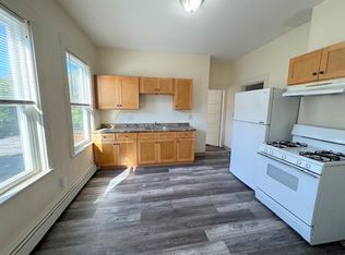 144 Cypress St #3, Brookline, MA 02445