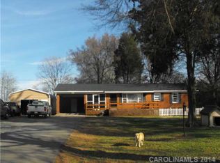 10123 Amos Hoard Rd, Charlotte, NC 28214