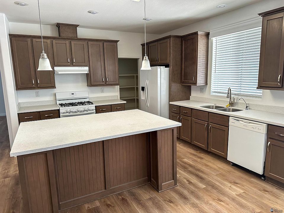 546 W Rainbow Ln, Yuma, AZ 85365 | MLS #20261787 | Zillow
