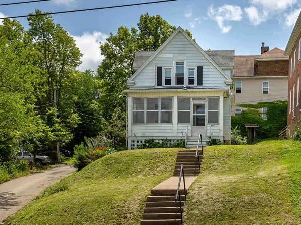 870 University Ave, Dubuque, IA 52001