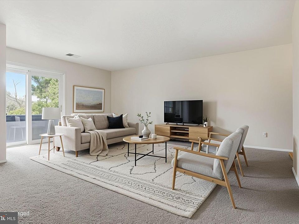 1st image of 10214 Prince Pl #8-202