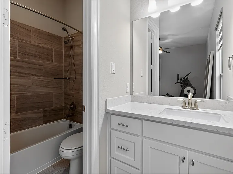 3848 Covedale Blvd — Photo 20