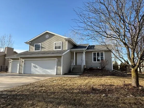 432 Crowfoot Ave, Fond Du Lac, WI 54935