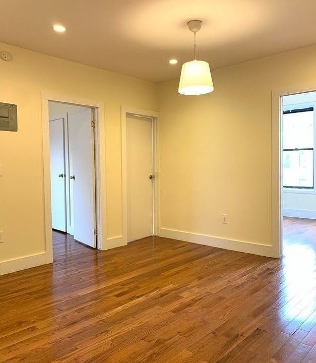 1st image of 593 Park Pl #21
