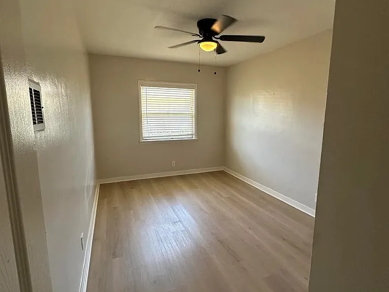 647 E Birch St #661C — Photo 22