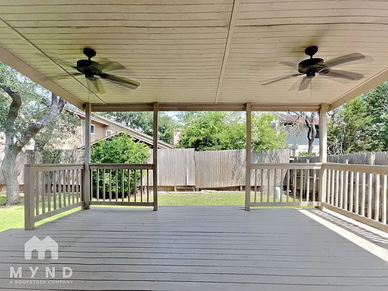 8709 Verona Trl — Photo 27