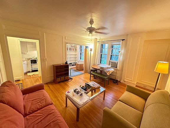 2nd image of 988 Memorial Dr APT 283