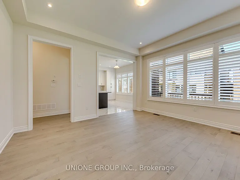 3440 Mosley Gate — Photo 7