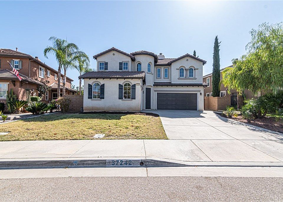1st image of 37242 La Lune Ave