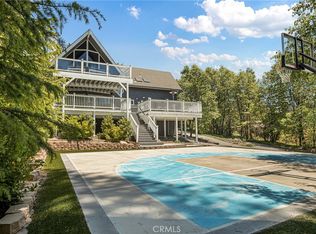 27555 W Shore Rd, Lake Arrowhead, CA 92352