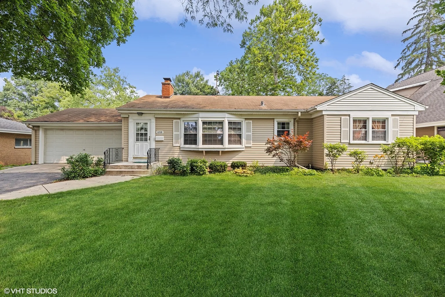 1208 Jefferson Ave photo 1