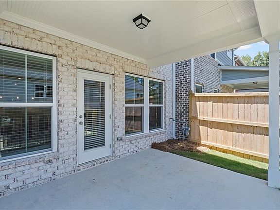 7th image of this home