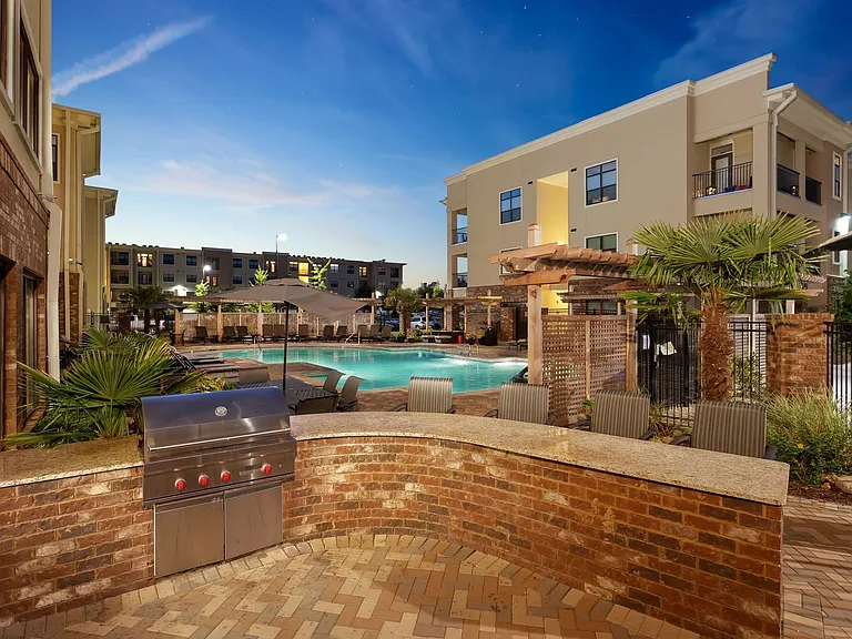 Terraces At Suwanee Gateway — Photo 9