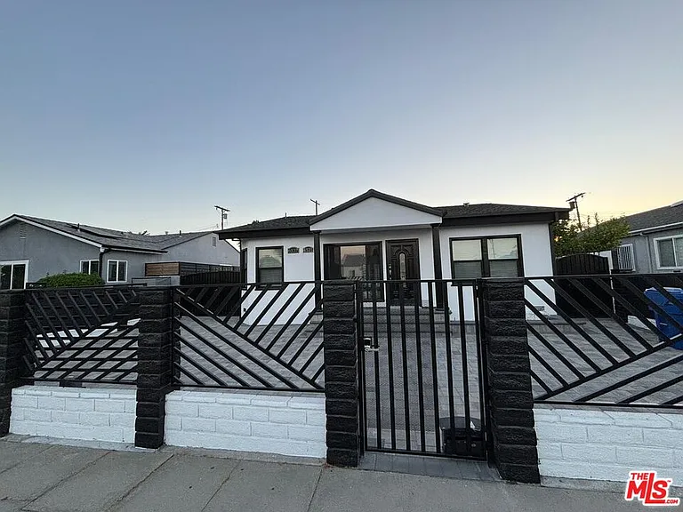 6537 Teesdale Ave — Photo 23
