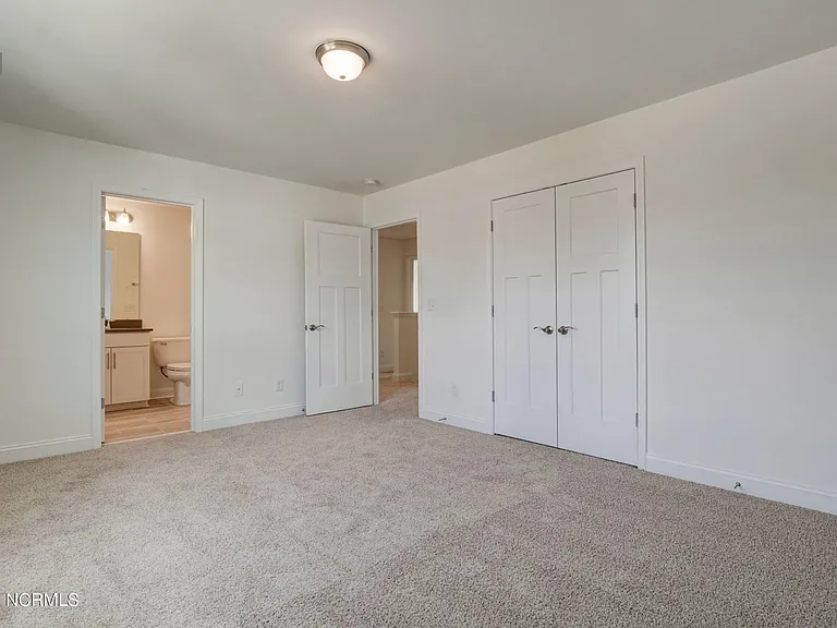 Spicetree Dr — Photo 23