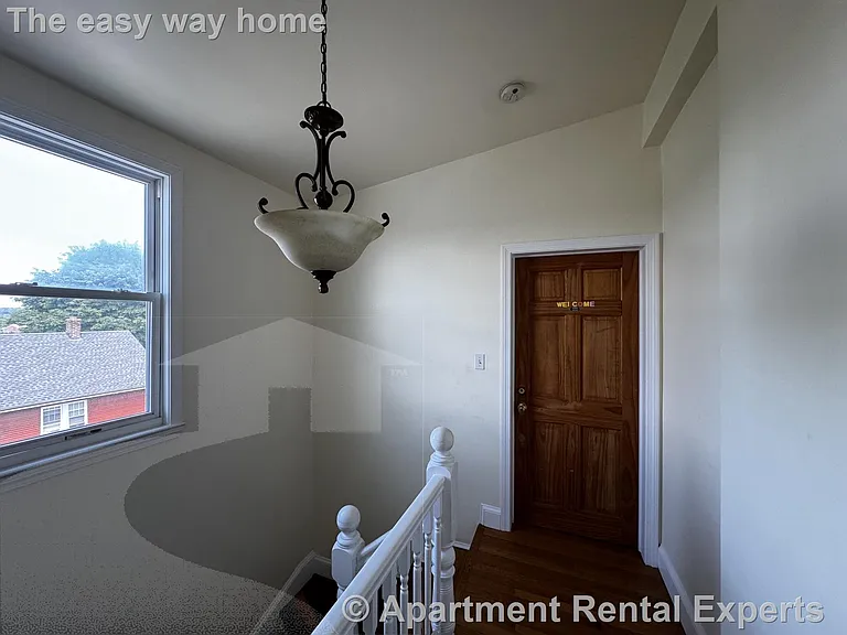 30 Hume Ave — Photo 9