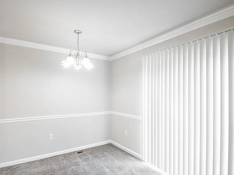 100 Georgetown Rd — Photo 8
