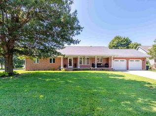 9 Honeysuckle Ct, Oxford, KS 67119