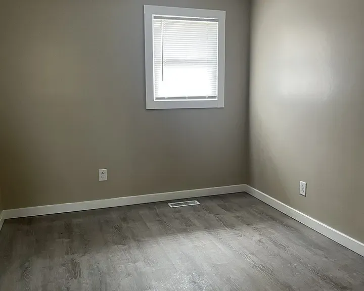 2016 Capri Ave — Photo 6