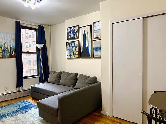 Rented by REAL New York | media 15