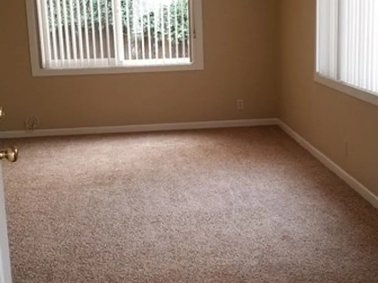 3676 Redondo Beach Blvd — Photo 3