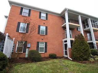 1110 Donard Park Ave, Louisville, KY 40218