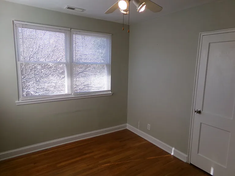 2527 C Miller Park Cir — Photo 13