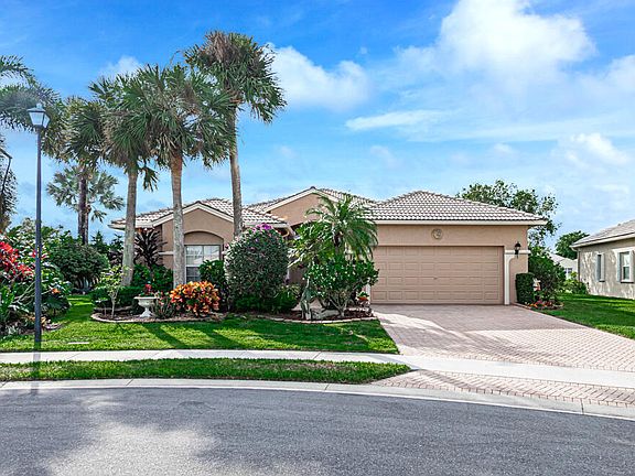 4th image of 8536 Royal Verona Cir