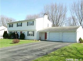 19 Woodstream Ct, New Hartford, NY 13413