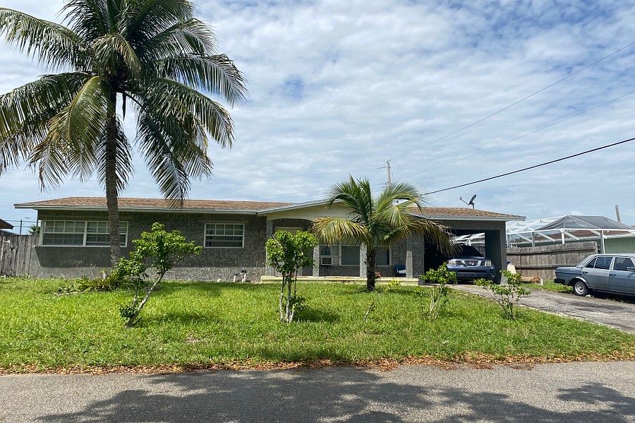 1st image of 1721 NW 1st Ave