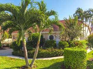 2140 Paget Cir, Naples, FL 34112