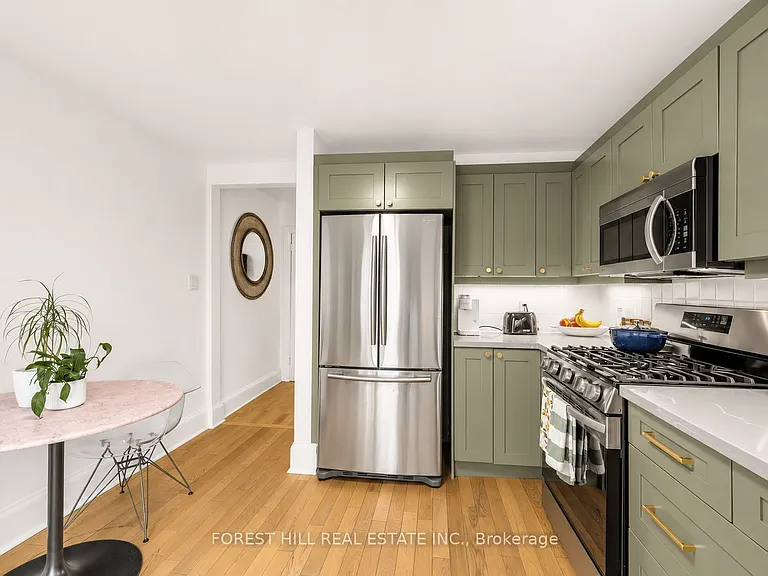 401 Balliol St — Photo 18