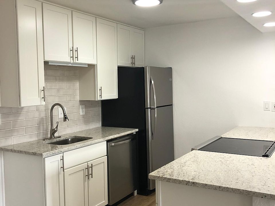 1st image of 665 Manhattan Dr APT 111