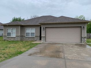 1604 Prier Ln, Webb City, MO 64870