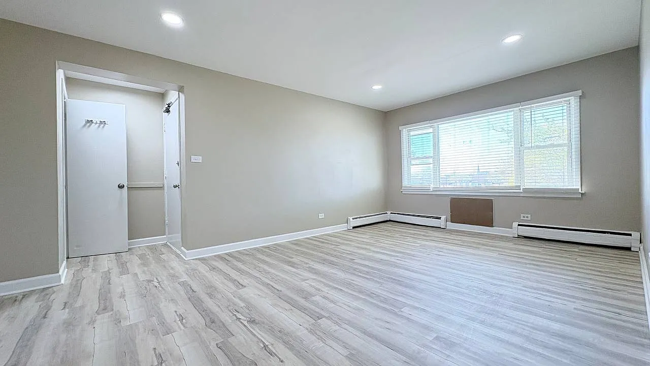 1 bed, 950 sqft, $1,495 — Photo 2