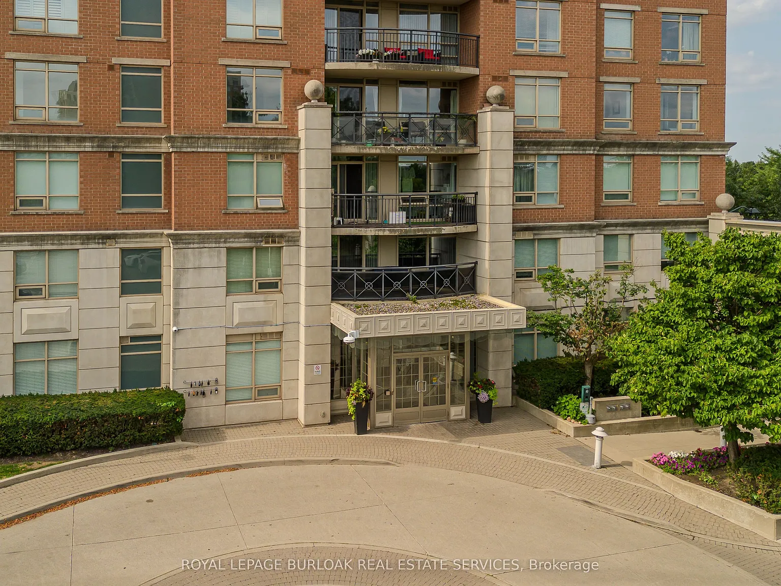 2 bed, $2,800 — Photo 4