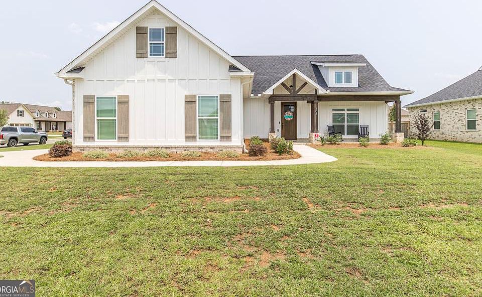 1st image of 101 Mosswood Ct