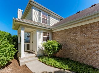 1566 Glacier Cir #1566, Crystal Lake, IL 60014