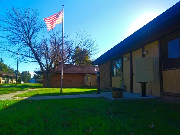 801 Elm St #H20, Lacygne, KS 66040