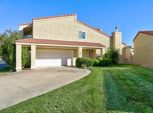 520 Eastlake Dr SE, Rio Rancho, NM 87124
