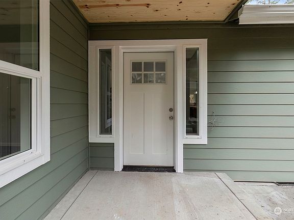 3rd image of 12865 Bear Lake Drive SW