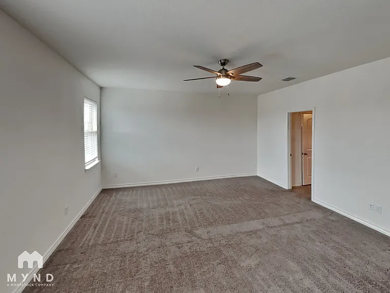 21535 Vista De Cristal — Photo 6