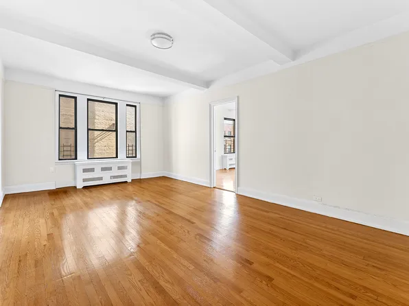 175 West 76th Street image 2 of 18